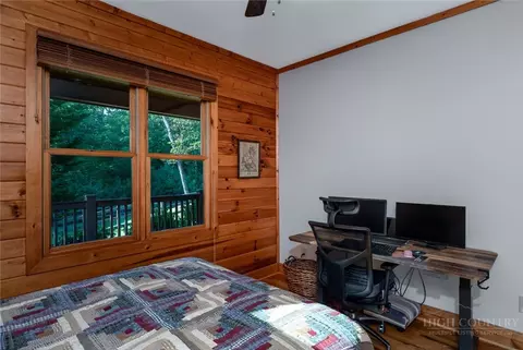 Bedroom - 408 Broomtail Ln, Mcgrady, NC 28649 photo 5 of 10