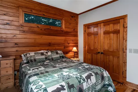 Bedroom - 408 Broomtail Ln, Mcgrady, NC 28649 photo 9 of 10