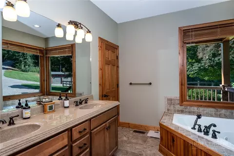Bath - 408 Broomtail Ln, Mcgrady, NC 28649 photo 1 of 4