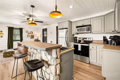 Kitchen - 232246 Copper Springs Dr, Boone, NC 28607 photo 3 of 4