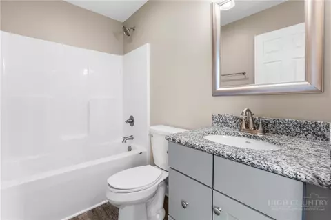 Bath - 110 Miller Meadow Ln #44, Boone, NC 28607 photo 1 of 3