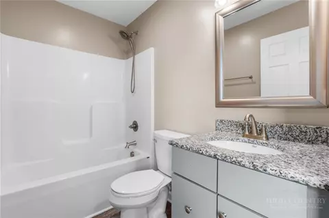Bath - 110 Miller Meadow Ln #44, Boone, NC 28607 photo 2 of 3