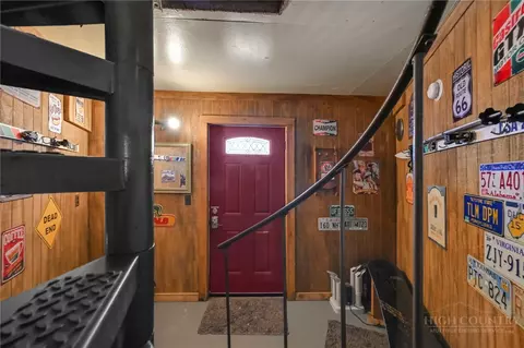 Entry Way - 141 Skiloft Rd, Beech Mountain, NC 28604 photo 2 of 2