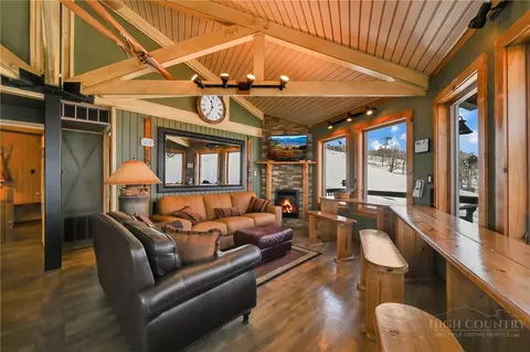 Living - 141 Skiloft Rd, Beech Mountain, NC 28604 photo 1 of 3