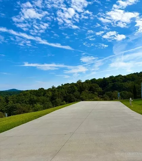 274 Mitchells Gorge, Roaring Gap, NC 28668 photo 9