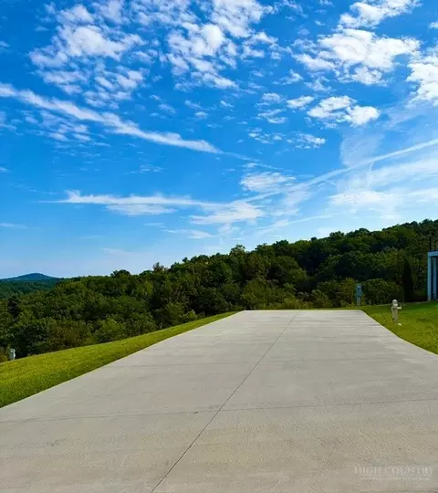 274 Mitchells Gorge, Roaring Gap, NC 28668 photo 7