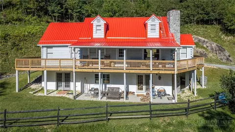 283 Deer Ridge Rd, Crumpler, NC 28617