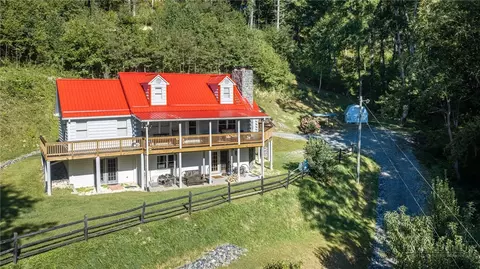Exterior - 283 Deer Ridge Rd, Crumpler, NC 28617 photo 5 of 8