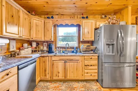 Kitchen - 2832 Roaring Fork Rd, Creston, NC 28615 photo 3 of 3