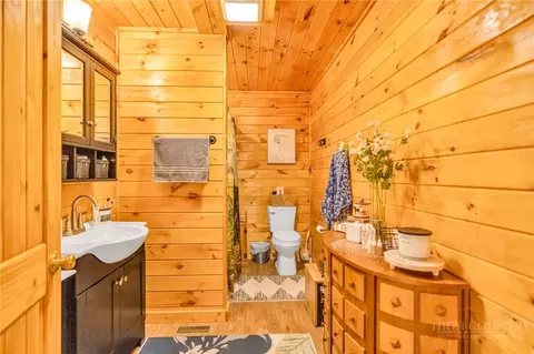 Bath - 2832 Roaring Fork Rd, Creston, NC 28615 photo 1 of 3