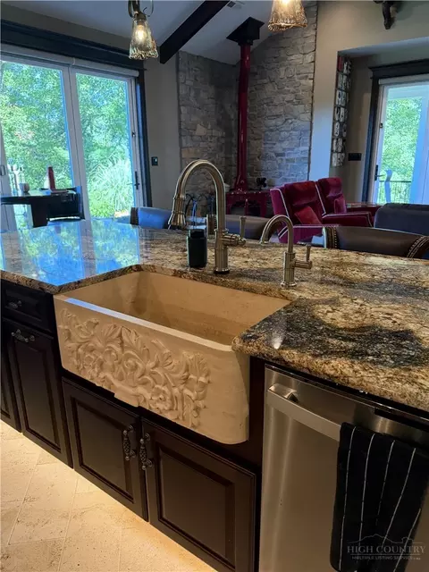 Kitchen - 144 Mitchell Gorge, Roaring Gap, NC 28668 photo 5 of 5