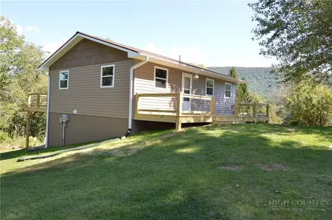 53 Parkview Dr, Sparta, NC 28675