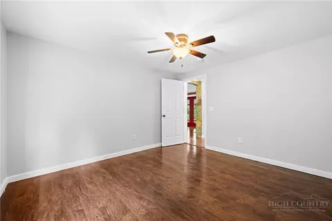 Bedroom - 167 Wagon Wheel Ln, Deep Gap, NC 28618 photo 4 of 8