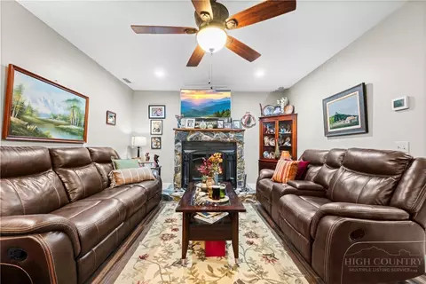 Living - 167 Wagon Wheel Ln, Deep Gap, NC 28618 photo 6 of 6