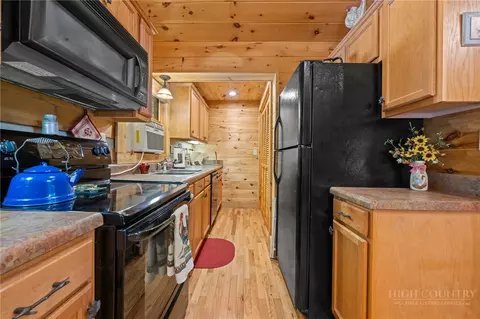 Kitchen - 349 Wildcat Estates Dr, Deep Gap, NC 28618 photo 2 of 3