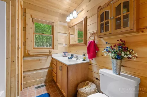Bath - 349 Wildcat Estates Dr, Deep Gap, NC 28618 photo 1 of 2