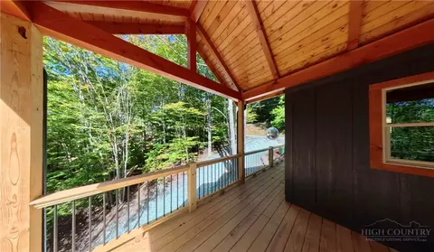 Exterior - 120 Aster Trl, Beech Mountain, NC 28604 photo 4 of 7