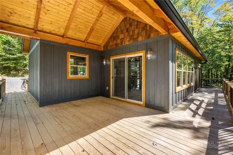 Exterior - 120 Aster Trl, Beech Mountain, NC 28604 photo 5 of 7