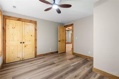 Bedroom - 120 Aster Trl, Beech Mountain, NC 28604 photo 5 of 6