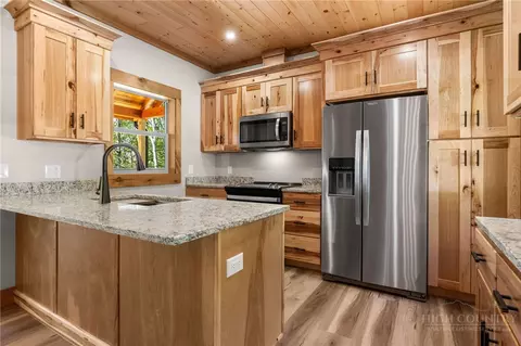 Kitchen - 120 Aster Trl, Beech Mountain, NC 28604 photo 1 of 3