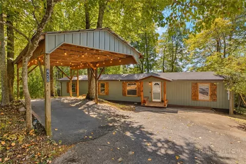 425 Jefferson, West Jefferson, NC 28694