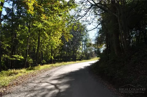 tbd E Whenlin Ridge Rd, Lansing, NC 28643 photo 4