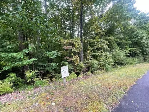 10 Granite Creek Cir, Jefferson, NC 28640