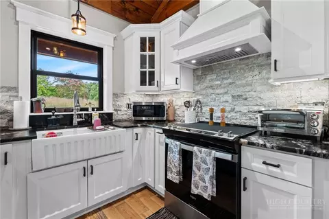 Kitchen - 16992 W Us Hwy 421, Deep Gap, NC 28618 photo 3 of 4