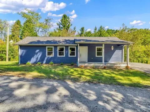 109 Southside Dr, Sparta, NC 28675