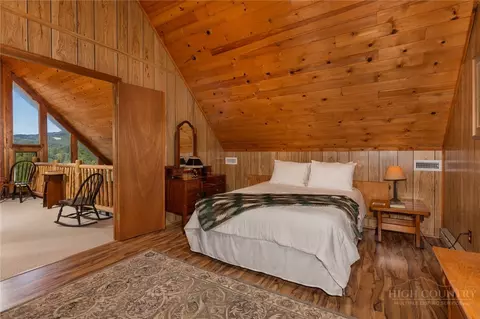 Bedroom - 329 Deer Run Rd, Deep Gap, NC 28618 photo 3 of 4