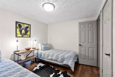 Bedroom - 105 Norris Trl, Boone, NC 28607 photo 4 of 5