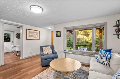 Living - 105 Norris Trl, Boone, NC 28607 photo 4 of 4