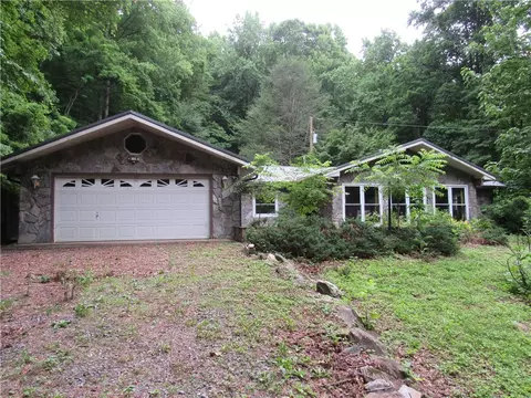 80 Shiloh Ln, Andrews, NC 28901