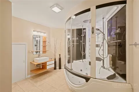Bath - 610 Alpine Way, Todd, NC 28684 photo 5 of 6