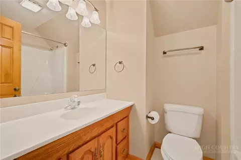 Bath - 610 Alpine Way, Todd, NC 28684 photo 4 of 6
