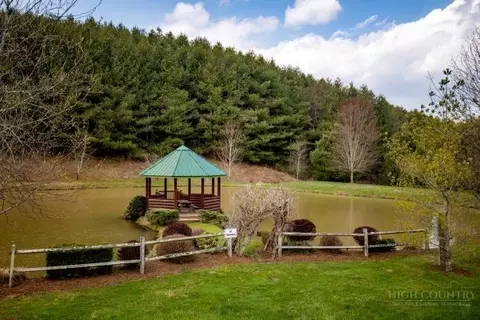tbd Bear Den Rd, Sparta, NC 28675 photo 4