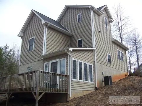 208 Fairview Dr, Traphill, NC 28685 photo 10