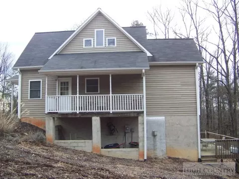 208 Fairview Dr, Traphill, NC 28685 photo 2