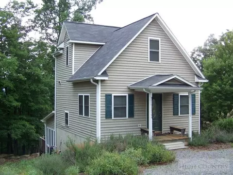 208 Fairview Dr, Traphill, NC 28685 photo 8