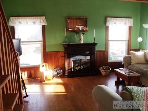 737 Mitchell Mountain Rd, Sparta, NC 28675 photo 4