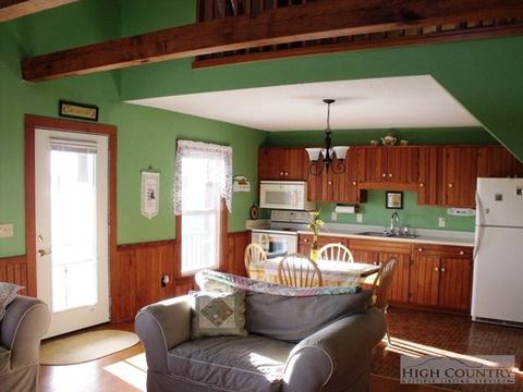 737 Mitchell Mountain Rd, Sparta, NC 28675 photo 5