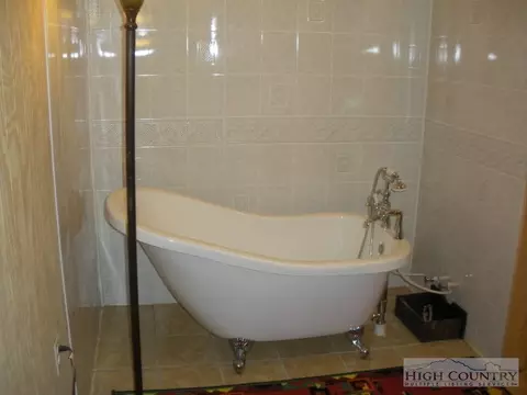 1457 Cornerstone Rd, Independence, VA 24348 photo 3
