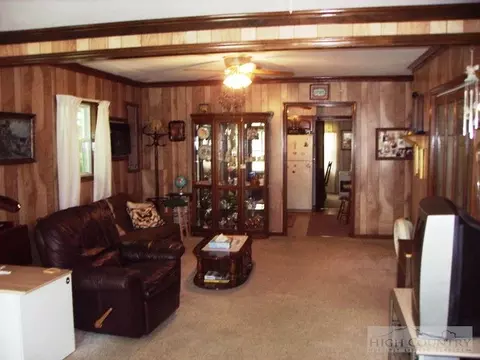 61 Maple St, Sparta, NC 28675 photo 13
