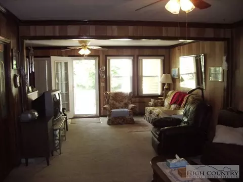 61 Maple St, Sparta, NC 28675 photo 14