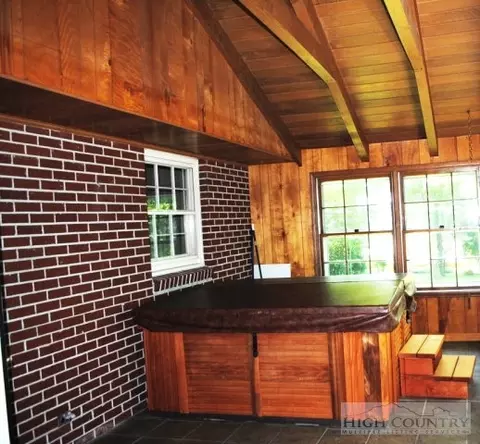 162 Mapleview Dr, Sparta, NC 28675 photo 23