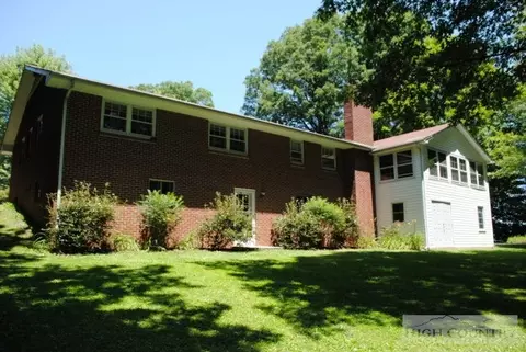 162 Mapleview Dr, Sparta, NC 28675 photo 13
