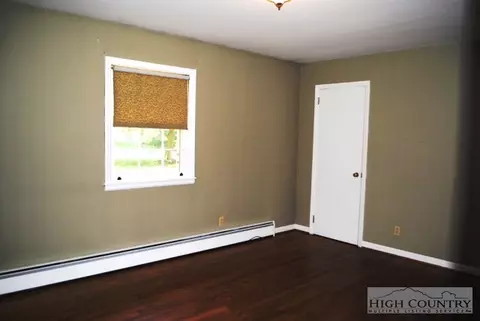 162 Mapleview Dr, Sparta, NC 28675 photo 10