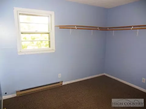 48 Miles St, Sparta, NC 28675 photo 9