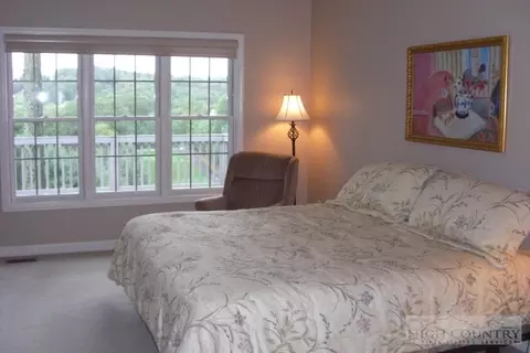 90 Troon Ave, Roaring Gap, NC 28668 photo 4