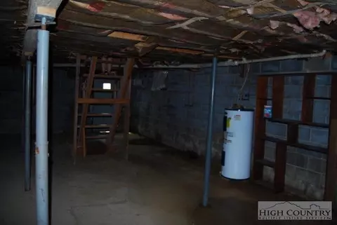 63 Luther St, Sparta, NC 28675 photo 9